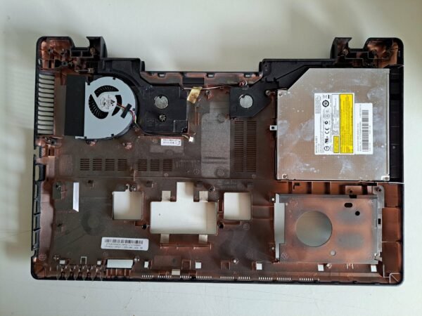 Plasturgie Inférieur Basse pour Asus  X75V – Image 2