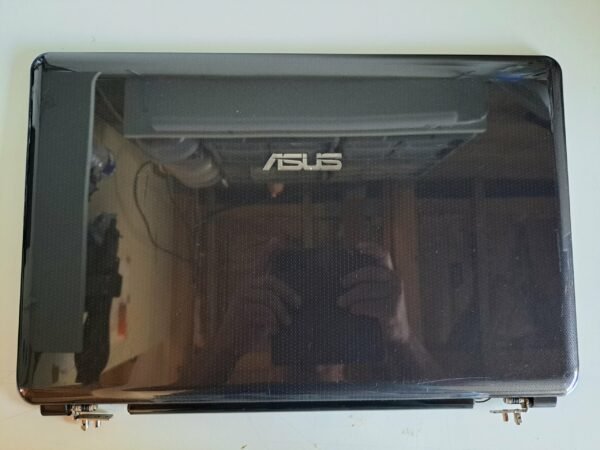 Plasturgie Coque Contour ecran pour Asus X70A