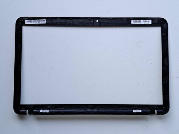 Bezel Toshiba Satellite C855 – Image 2