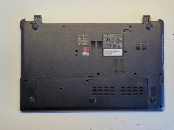 Bottom Case Complet Acer Aspire E1-570