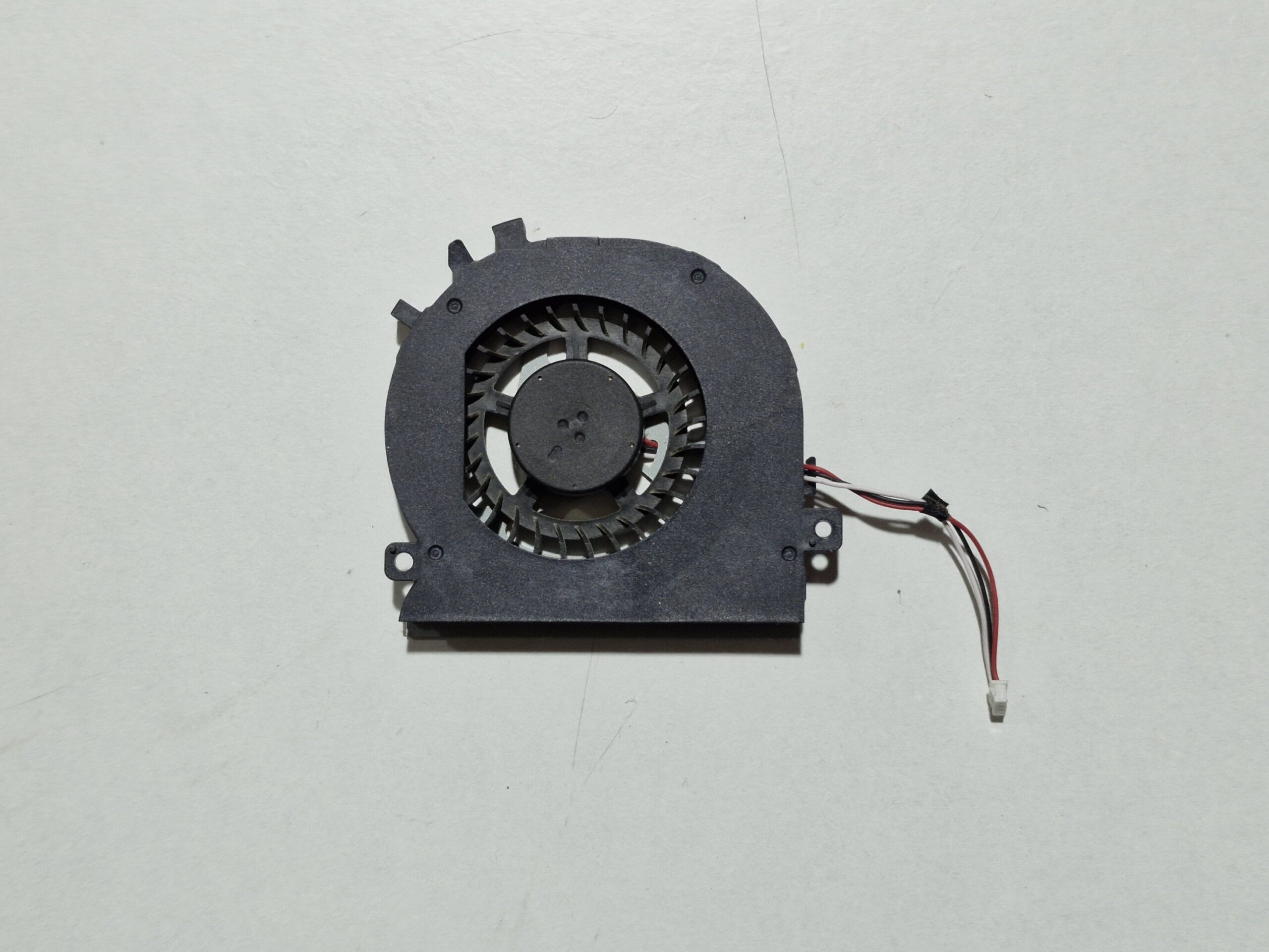 VENTILATEUR / FAN POUR SAMSUNG NP270 / NP270E — KSB0705HA – Image 2