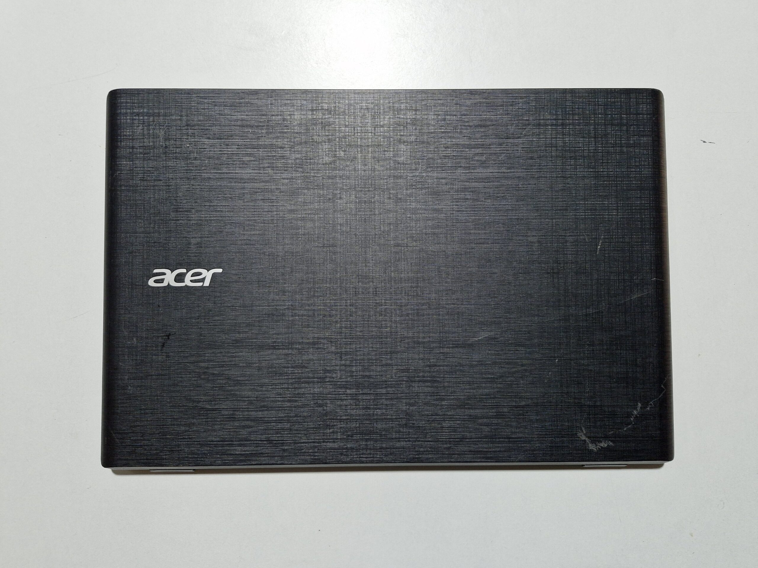 Acer Aspire ES1-772 – Coque arrière + Cadre