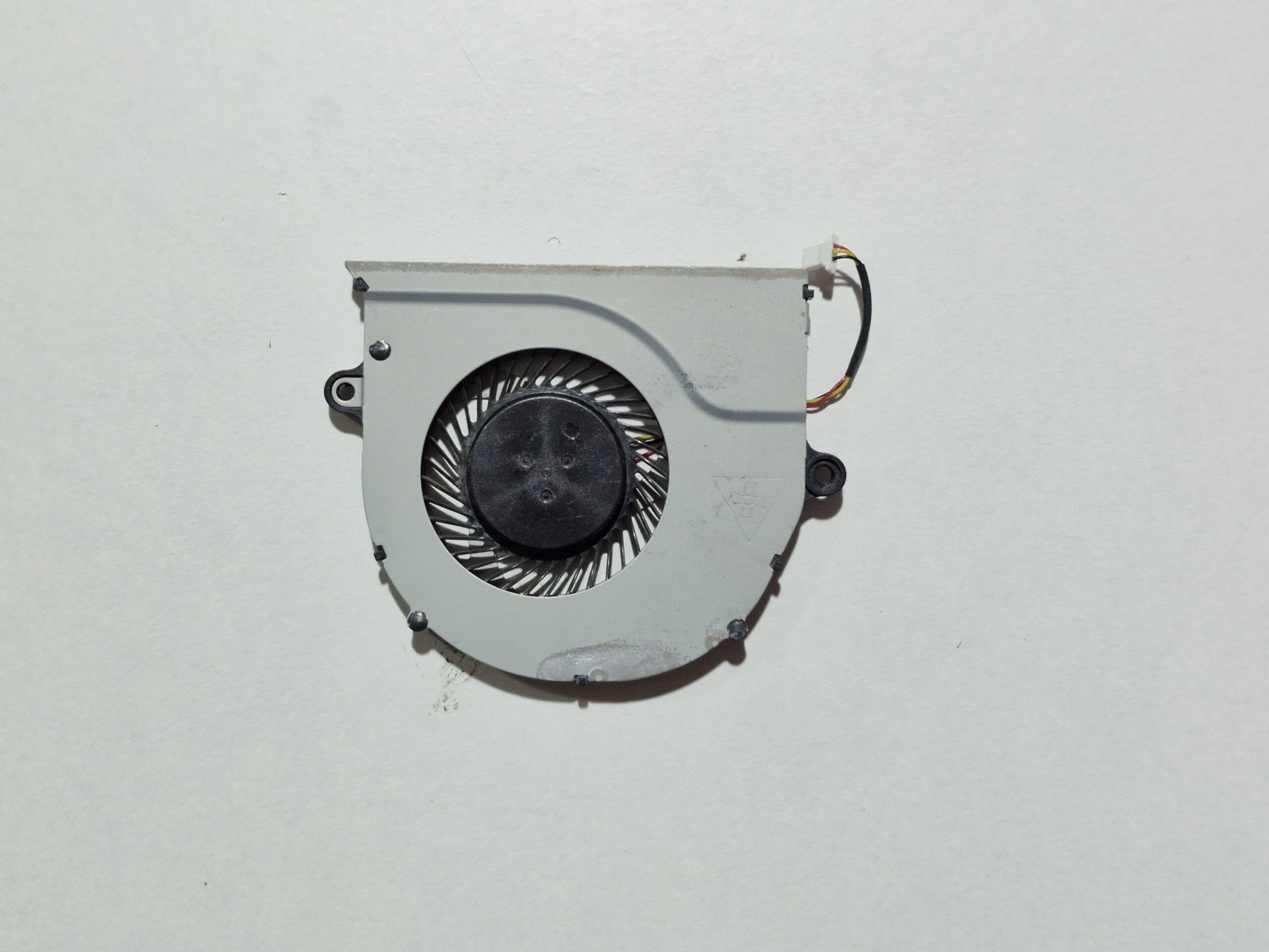 Acer Aspire E5-772 – Ventilateur CPU / Ventilateur de refroidissement – Image 2