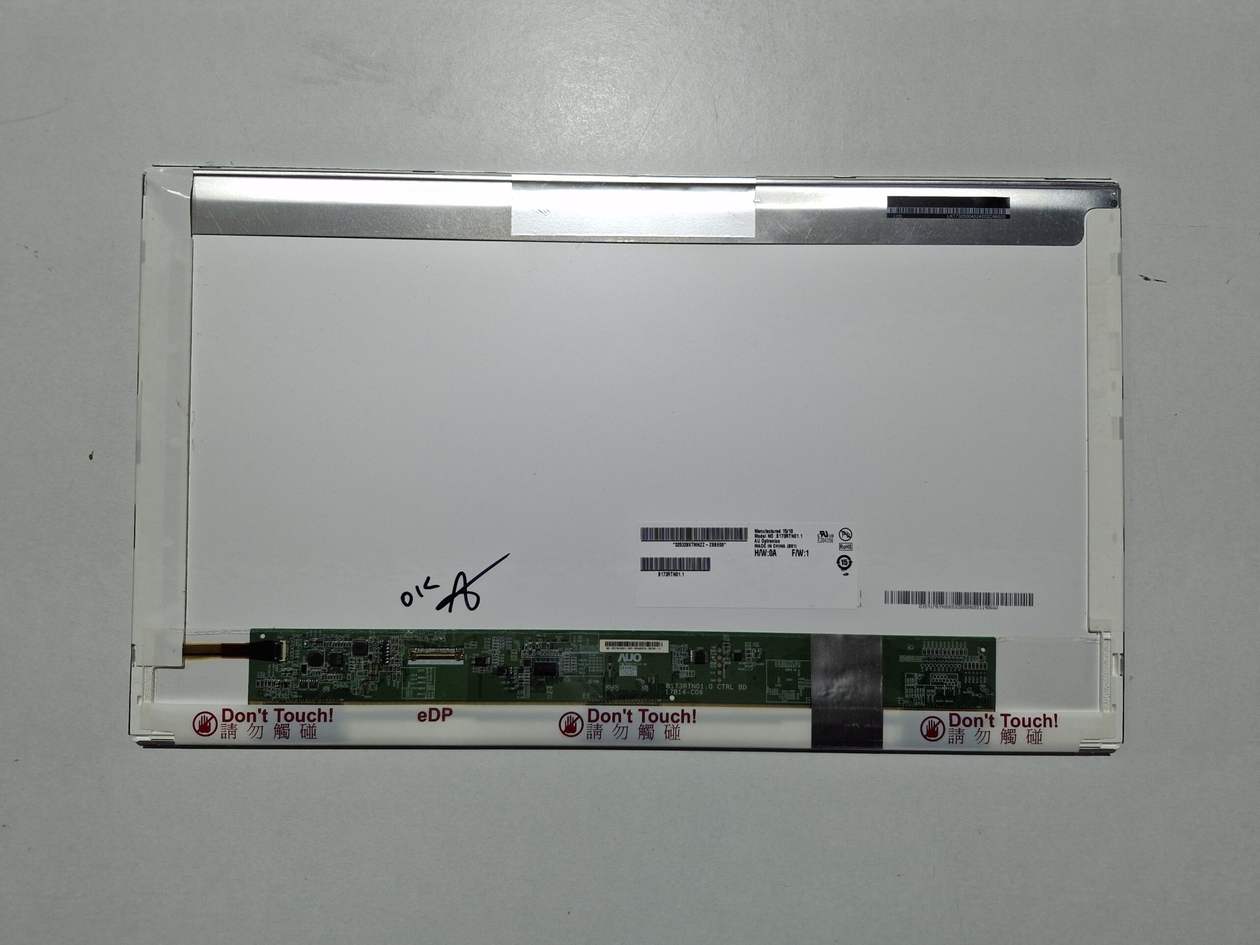 Écran 17.3" LED HD+ AUO B173RTN01.1 – 30 Pins eDP (Bas gauche)