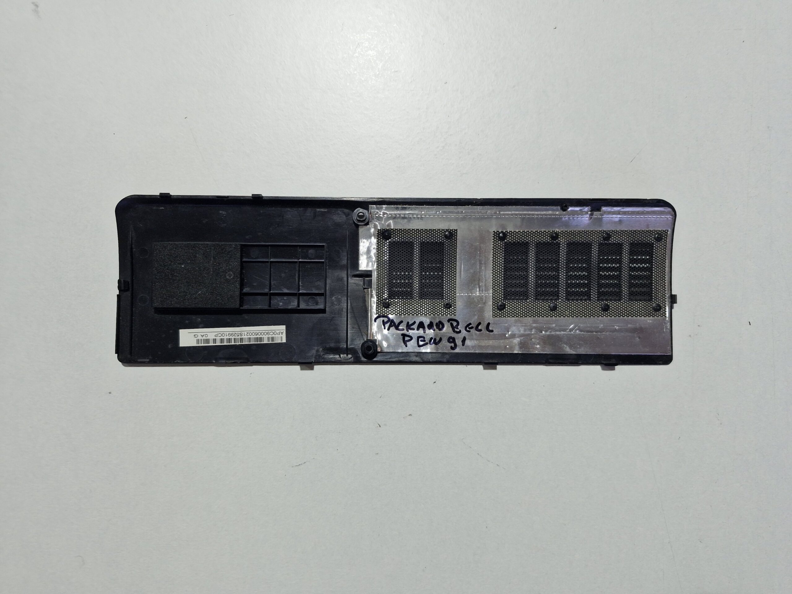 Cache Inférieur / Trappe RAM & HDD Packard Bell EasyNote PEW91 – Image 2