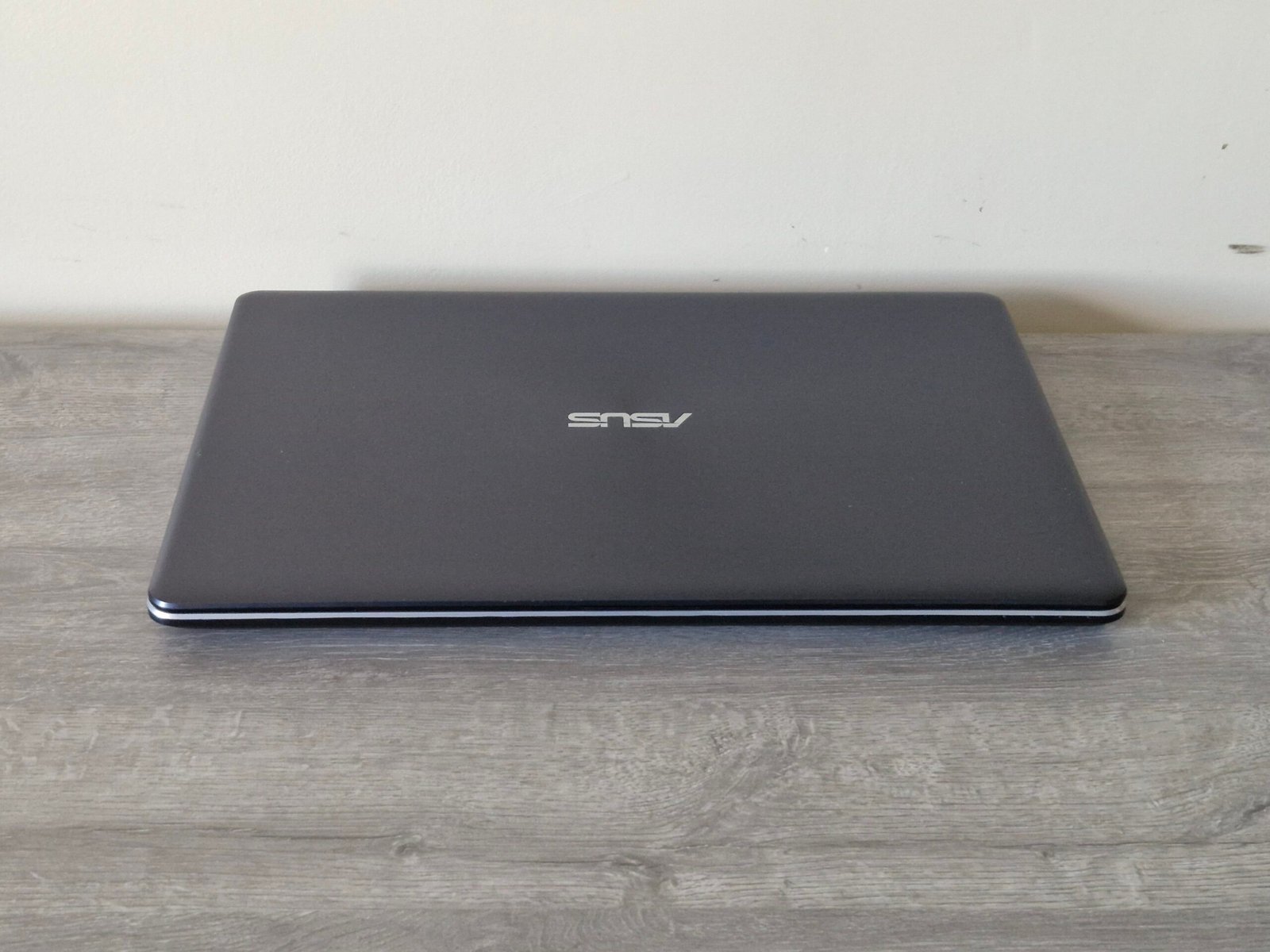 PC Portable ASUS VivoBook R542U – Intel Core i3 8ᵉ Gen / 12 Go RAM / SSD + HDD – Image 9