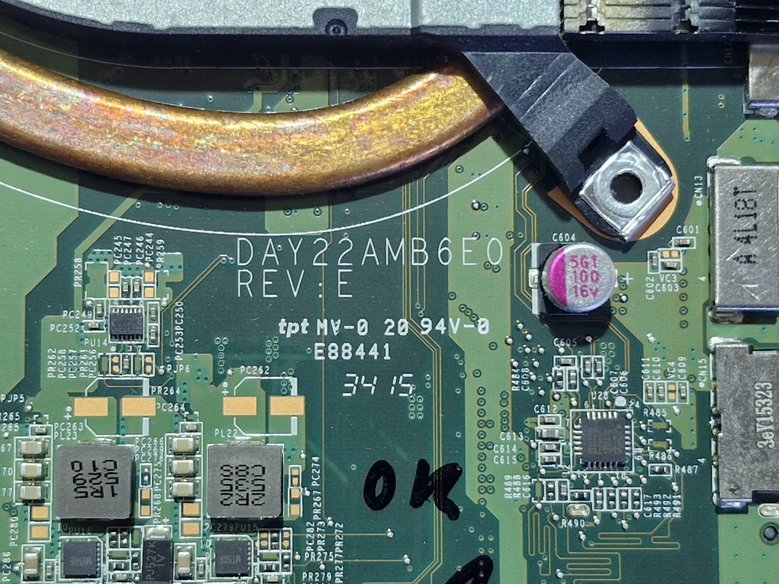 Carte Mère HP 17-p107nf – DA0Y22AMB6E0 Rev:E (TPN-Q144) – AMD A6-6310 / Radeon R4 1.8GHz – Image 2