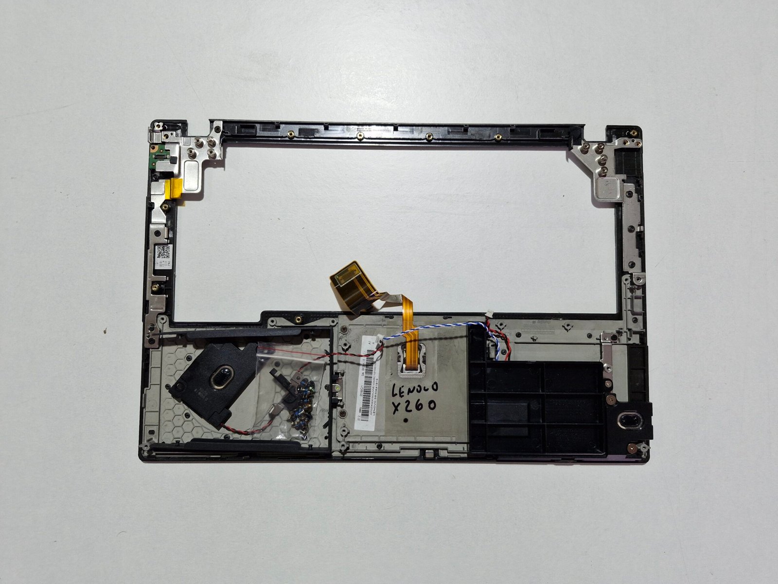 Lenovo ThinkPad X260 – Palmrest / Repose-poignets avec TrackPad – Image 2