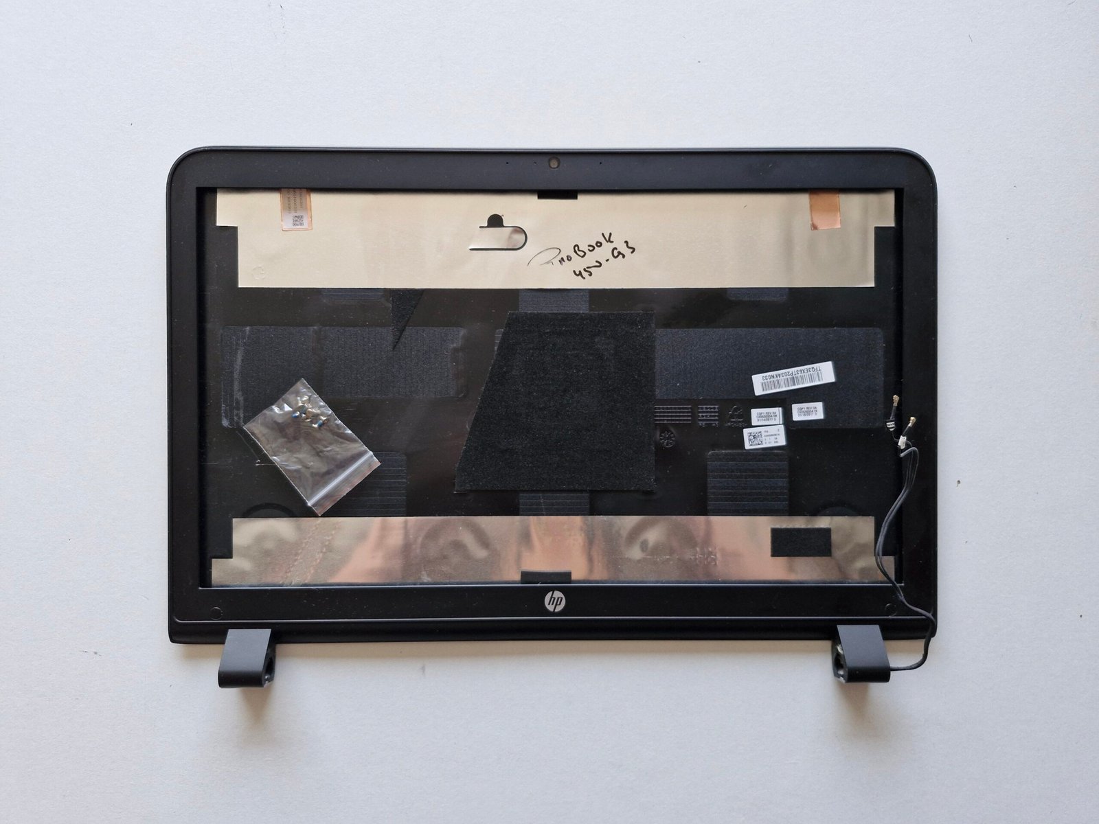 Capot écran + cadre LCD HP ProBook 450 G3 (coque arrière + bezel) – Sans charnières – Image 2
