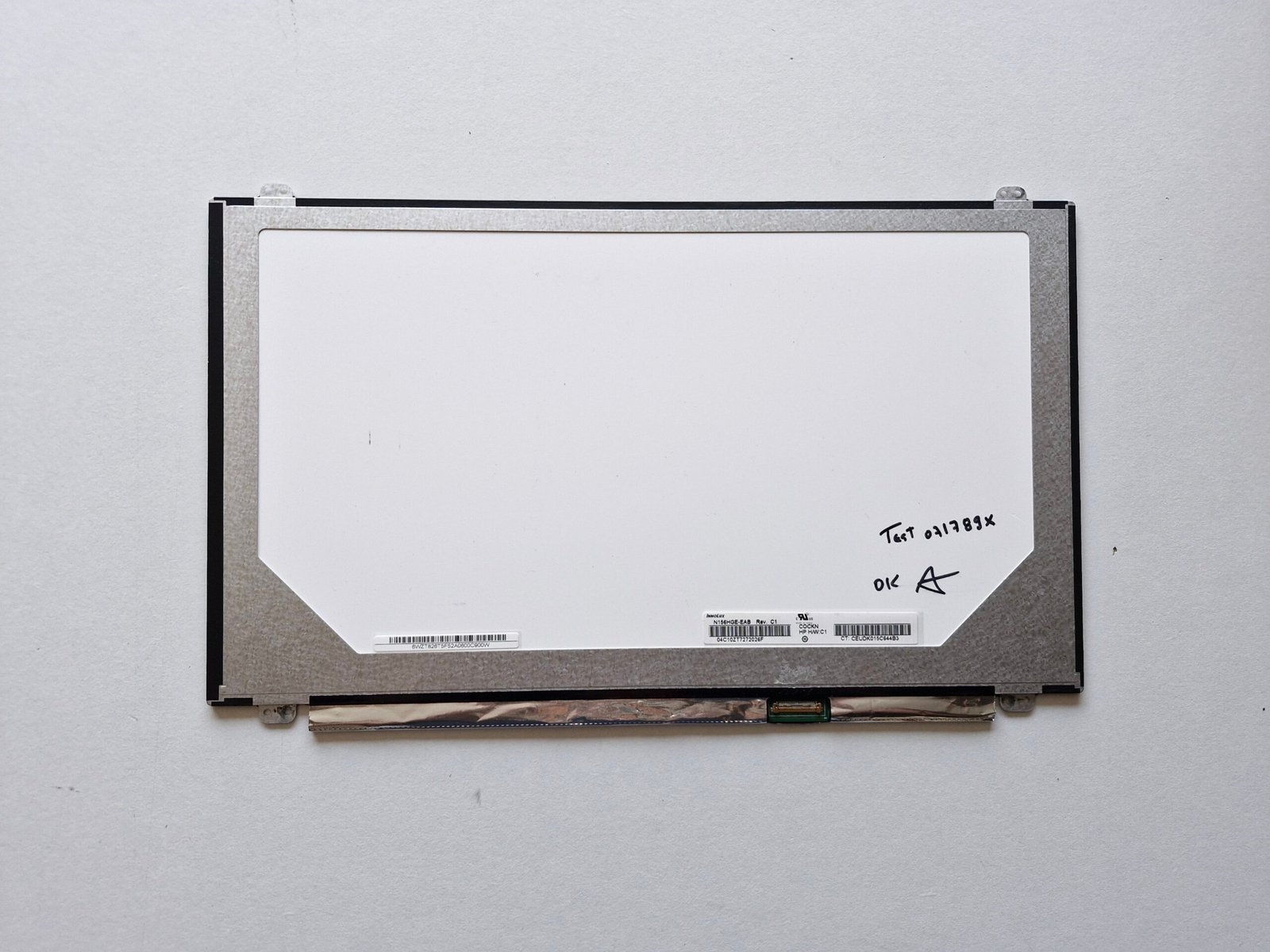 Écran LCD 15.6" Full HD Innolux N156HGE-EAB Rev.C1 – 30 pins Slim