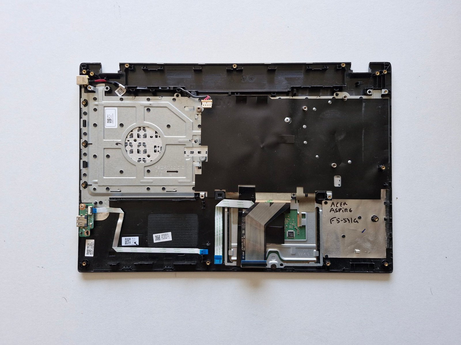 Palmrest + clavier ACER Aspire F5-571G (AZERTY) avec touchpad – Image 2
