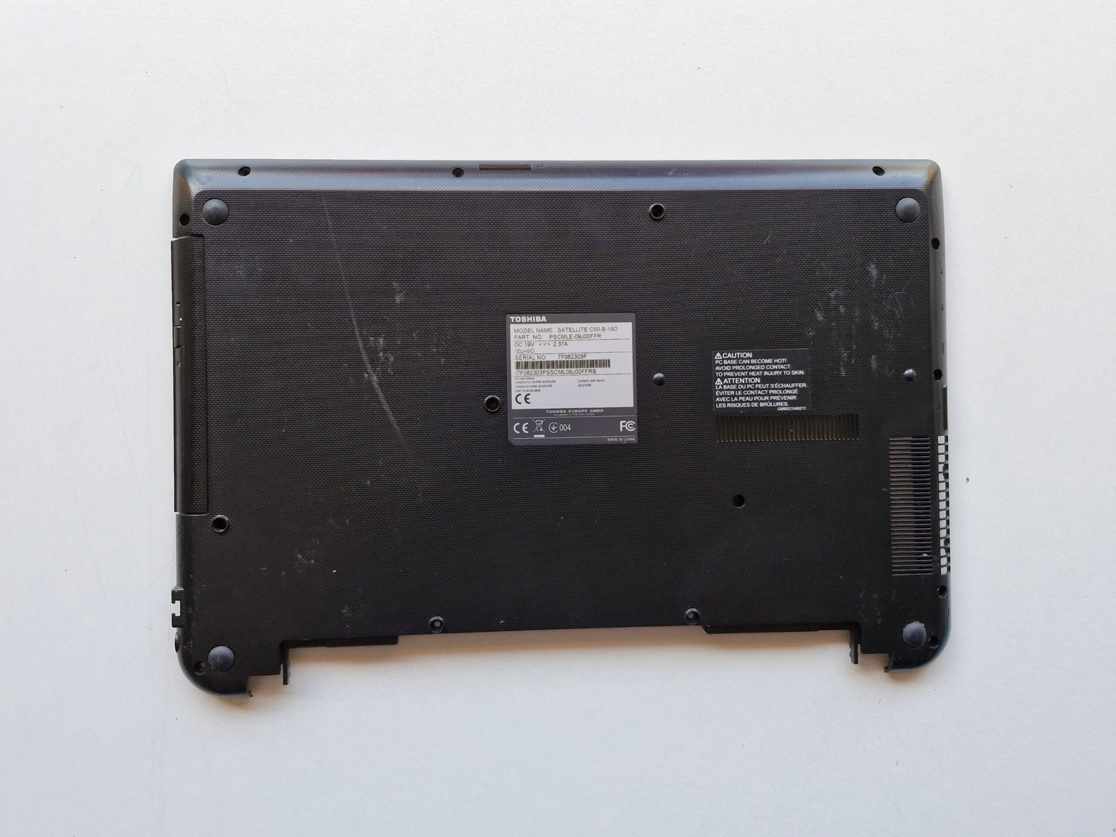 Coque Inférieure Toshiba Satellite C50-D-19D – Base Châssis avec Lecteur DVD & Support HDD