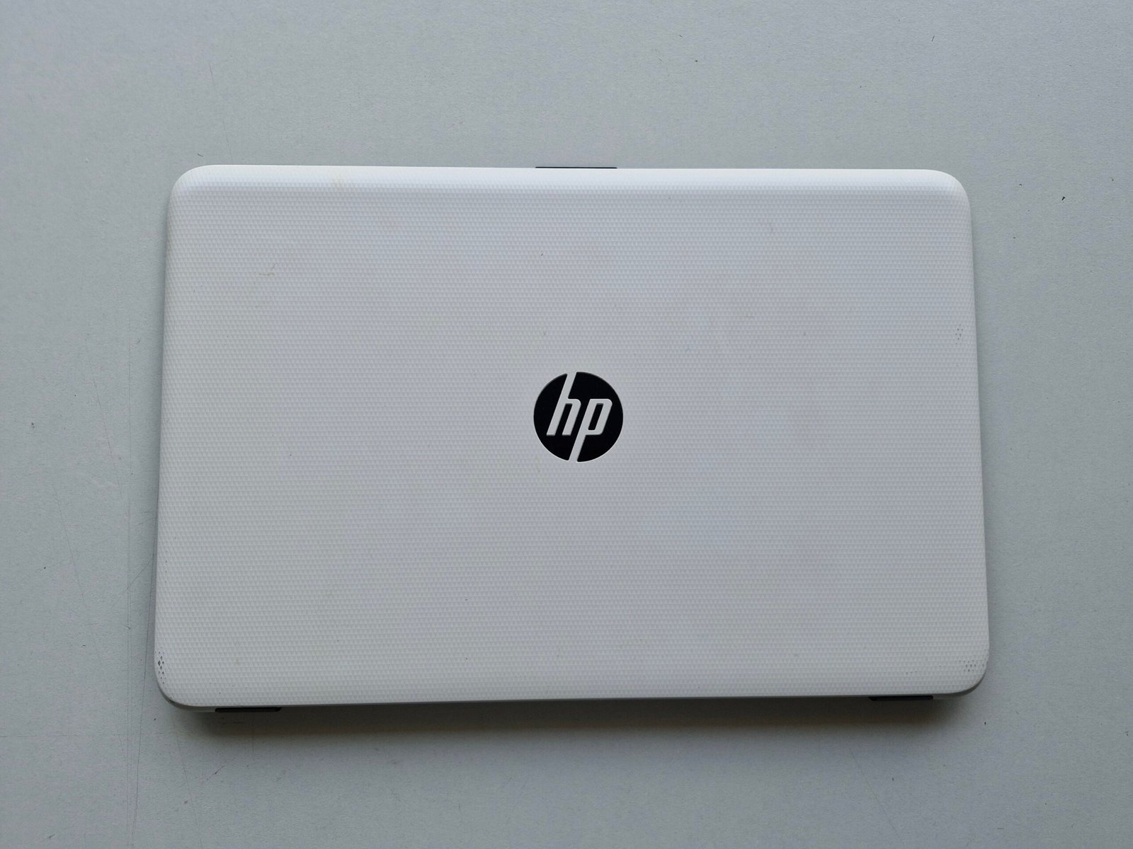 Coque Écran Complète HP 15-ac000nf – Capot Blanc + Bezel + Charnières + Câble Wi-Fi
