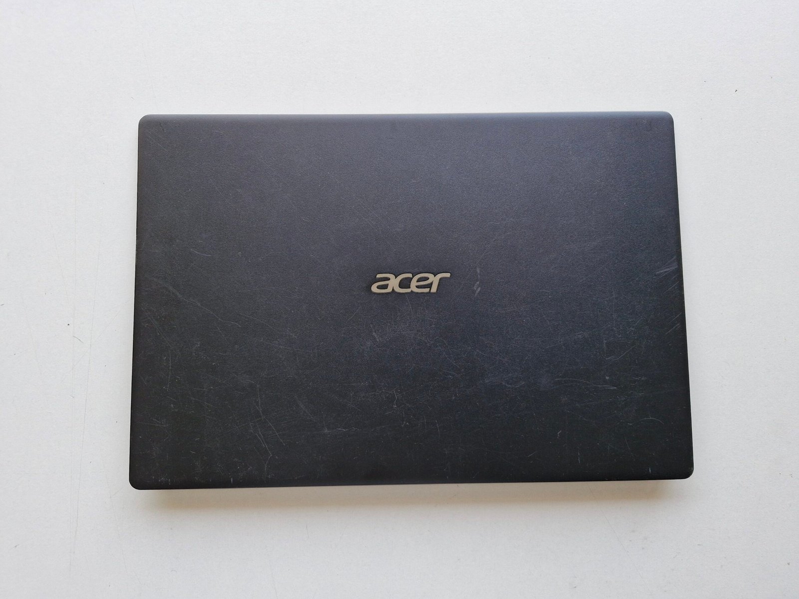 Coque Écran Acer N19H1 – Capot LCD + Charnières + Webcam – Sans Bezel