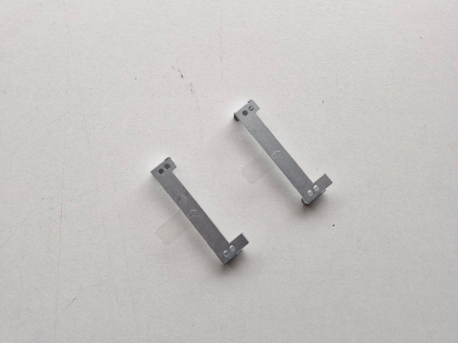 Supports Disque Dur HDD/SSD 2.5" Acer Aspire E17 ES1-711-P4JE – Lot de 2 – Image 2