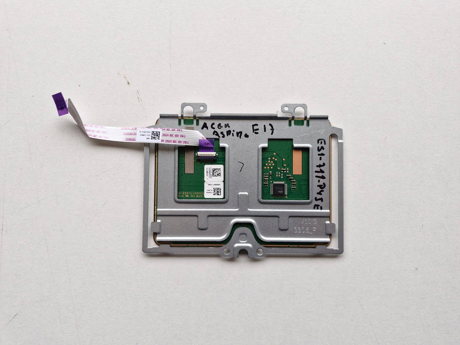 Touchpad Pavé Tactile + Support + Nappe Acer Aspire E17 ES1-711-P4JE – Image 2