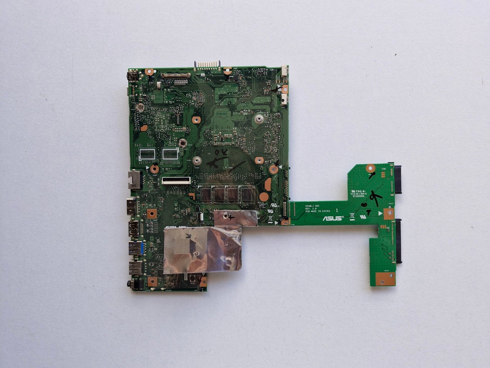 Carte Mère ASUS X540LA X540L – i3-5005U 2.0GHz – 4Go RAM – DAXKADMB6A0 REV:A – Image 2