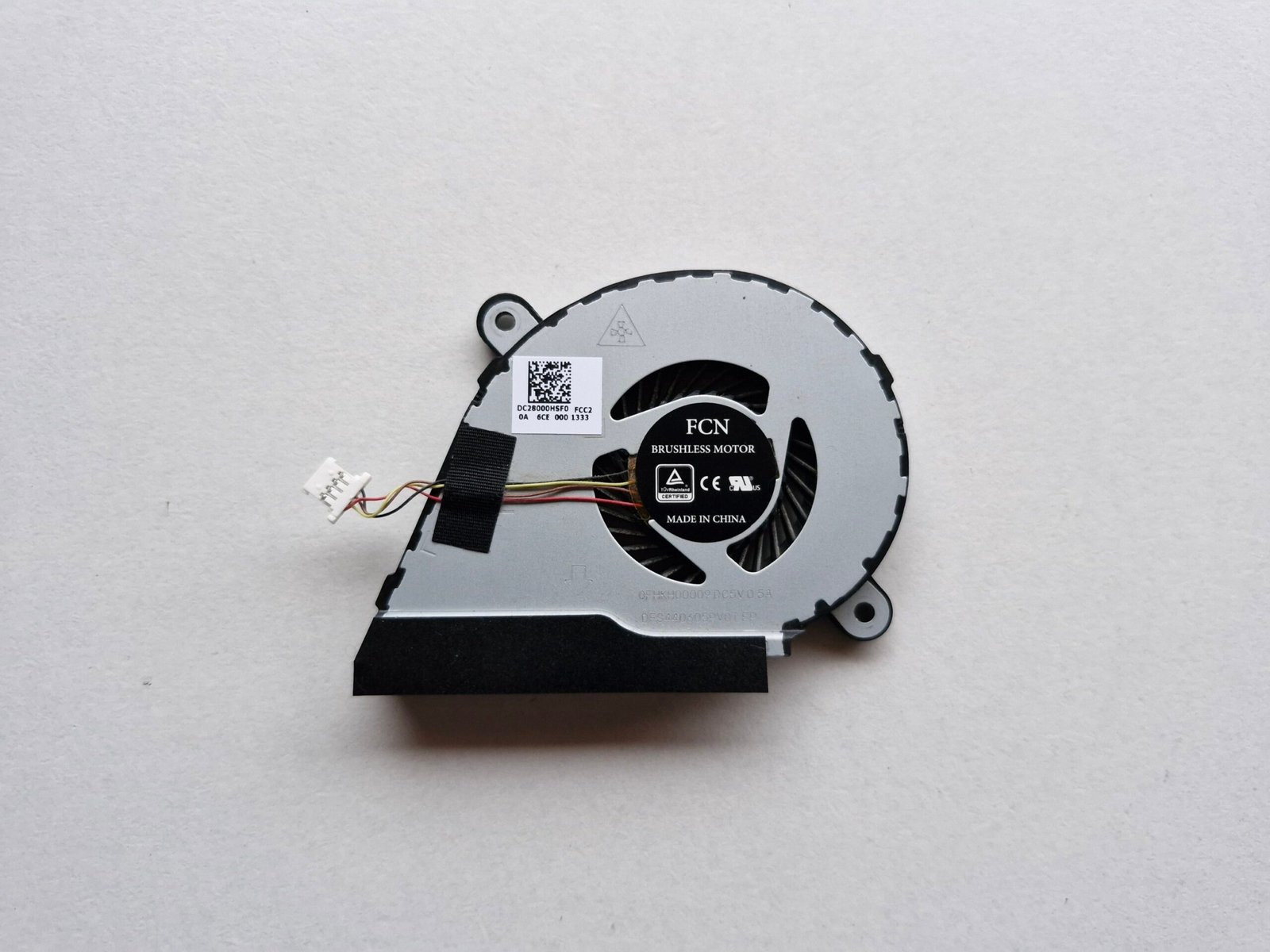Ventilateur CPU Acer Aspire ES1-523 – FCN DC28000HSF0 4 Pins – Image 2