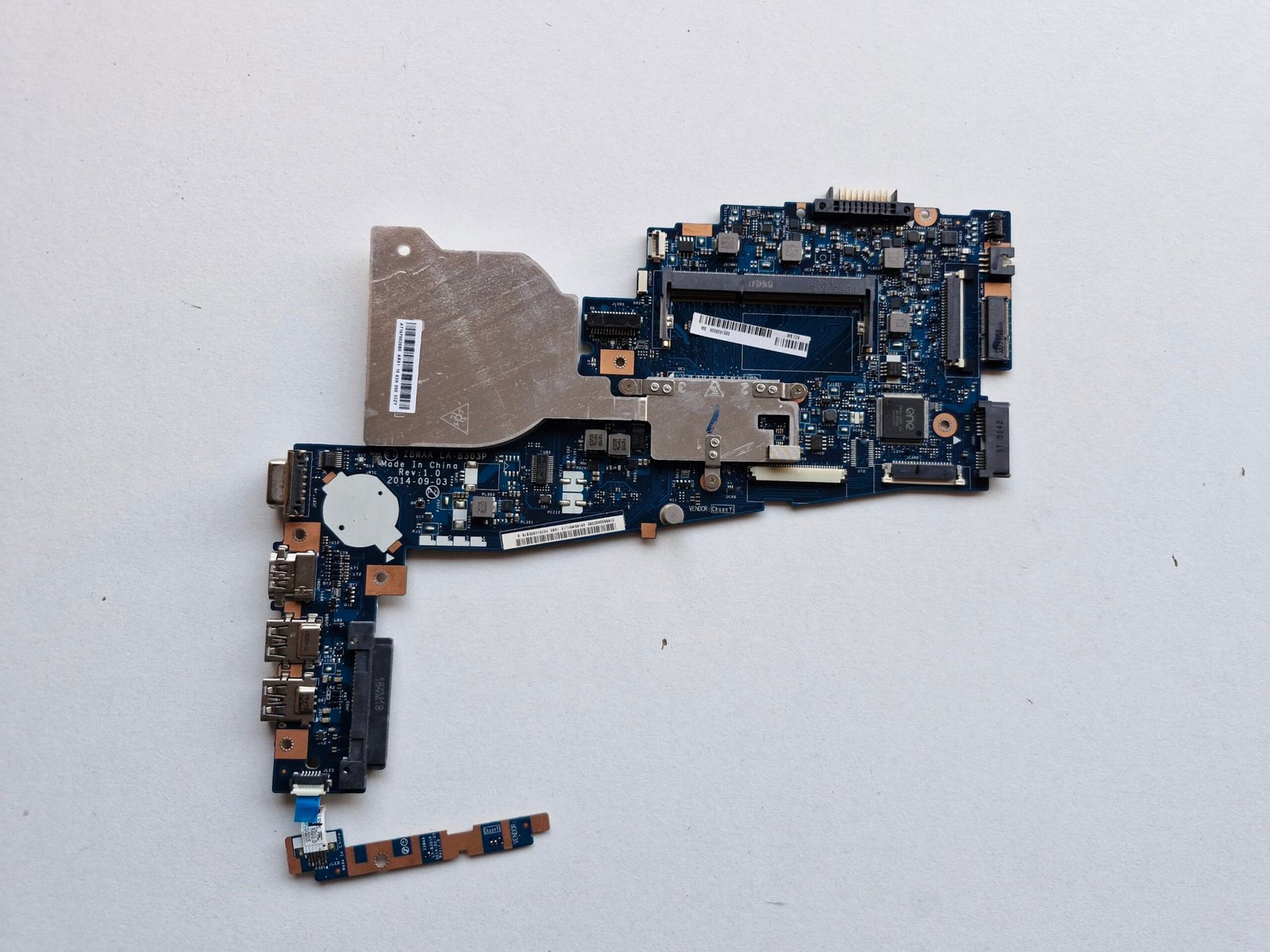 Carte Mère Toshiba Satellite C50-B-189 ZBWAA LA-B303P Rev 1.0 Intel Celeron