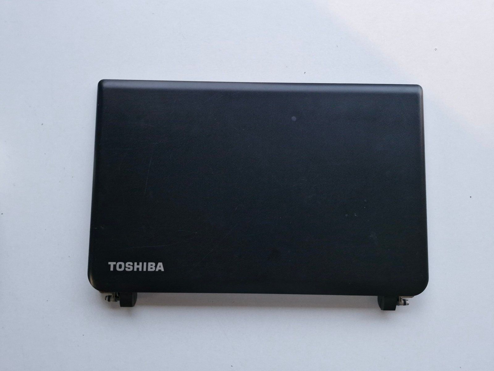 Capot Écran Toshiba Satellite C50-B avec Charnières Cadre Webcam et Nappes