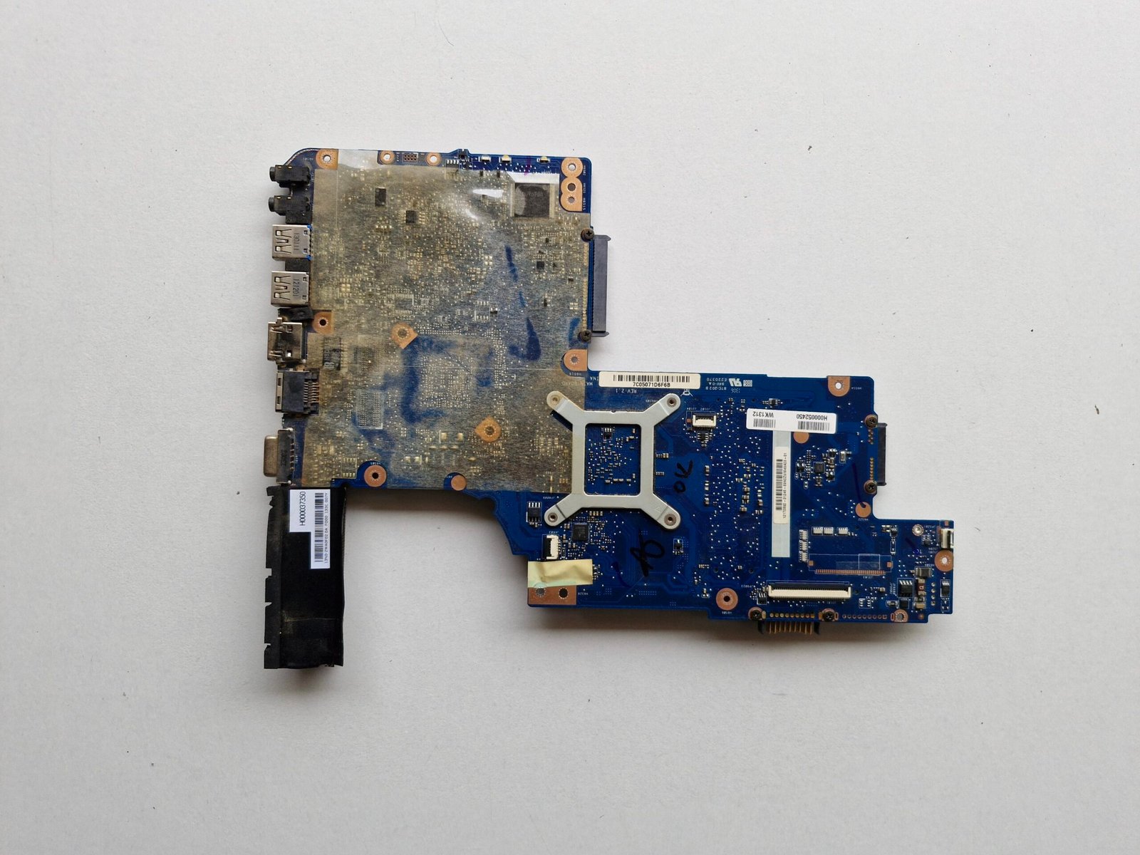Carte Mère Toshiba Satellite C850D C855D H000052450 AMD E1-1200 + Radiateur – Image 2