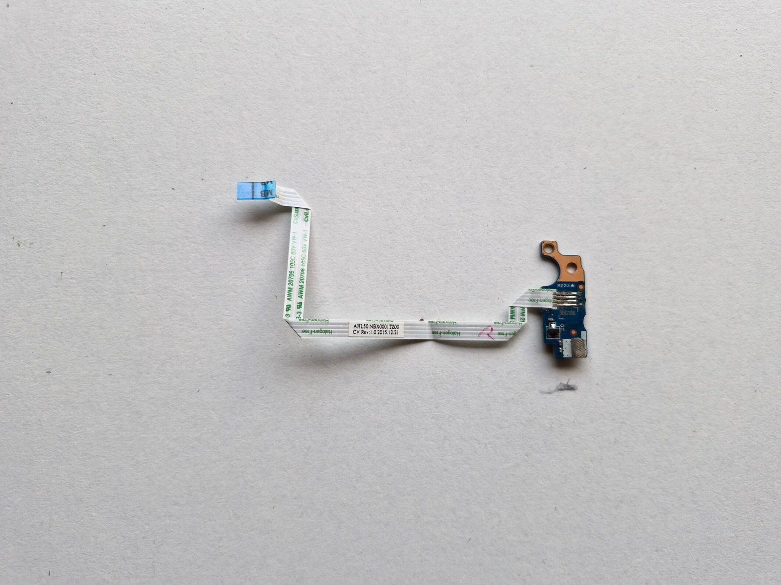 Bouton Power HP 15-AC161nf 250 G4 LS-C701P + Nappe NBX0001TZ00